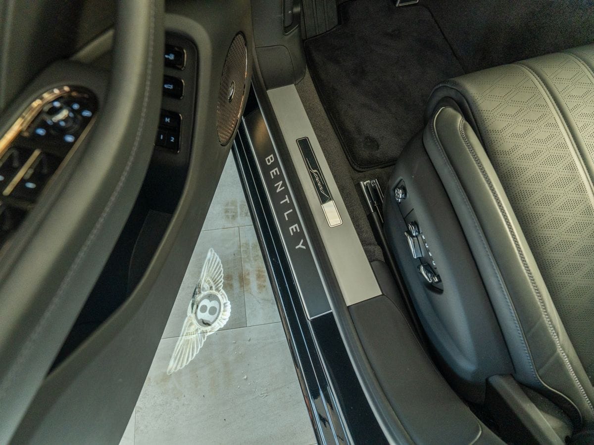Bentley Flying Spur Speed MY25 | Akrapovic | Carbon-Pak. foto 13