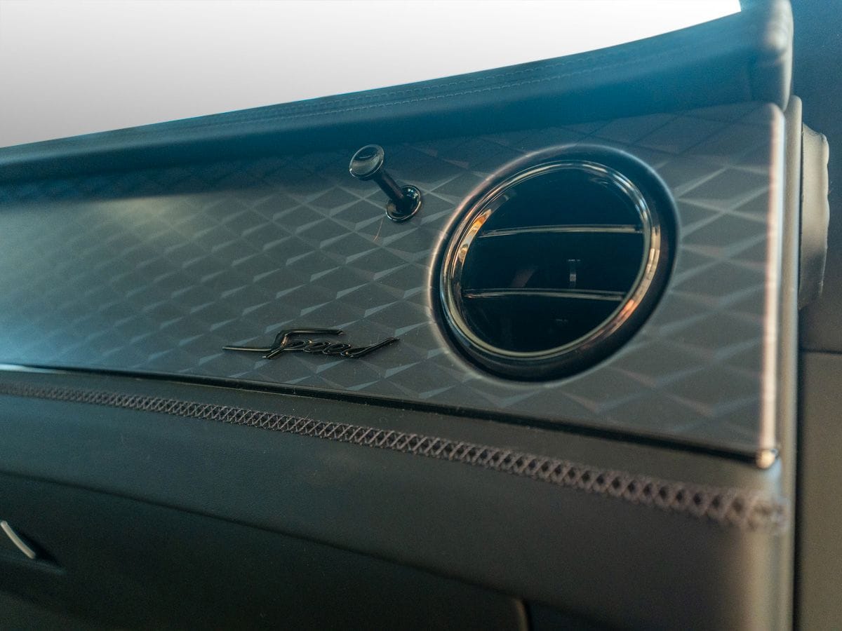 Bentley Flying Spur Speed MY25 | Akrapovic | Carbon-Pak. foto 16