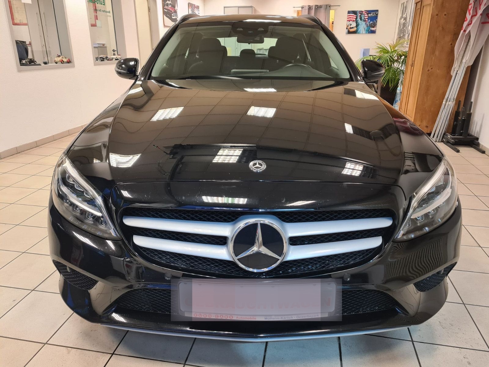 Mercedes-Benz C 180d T-Modell / LED HP / GEPFLEGT / foto 2