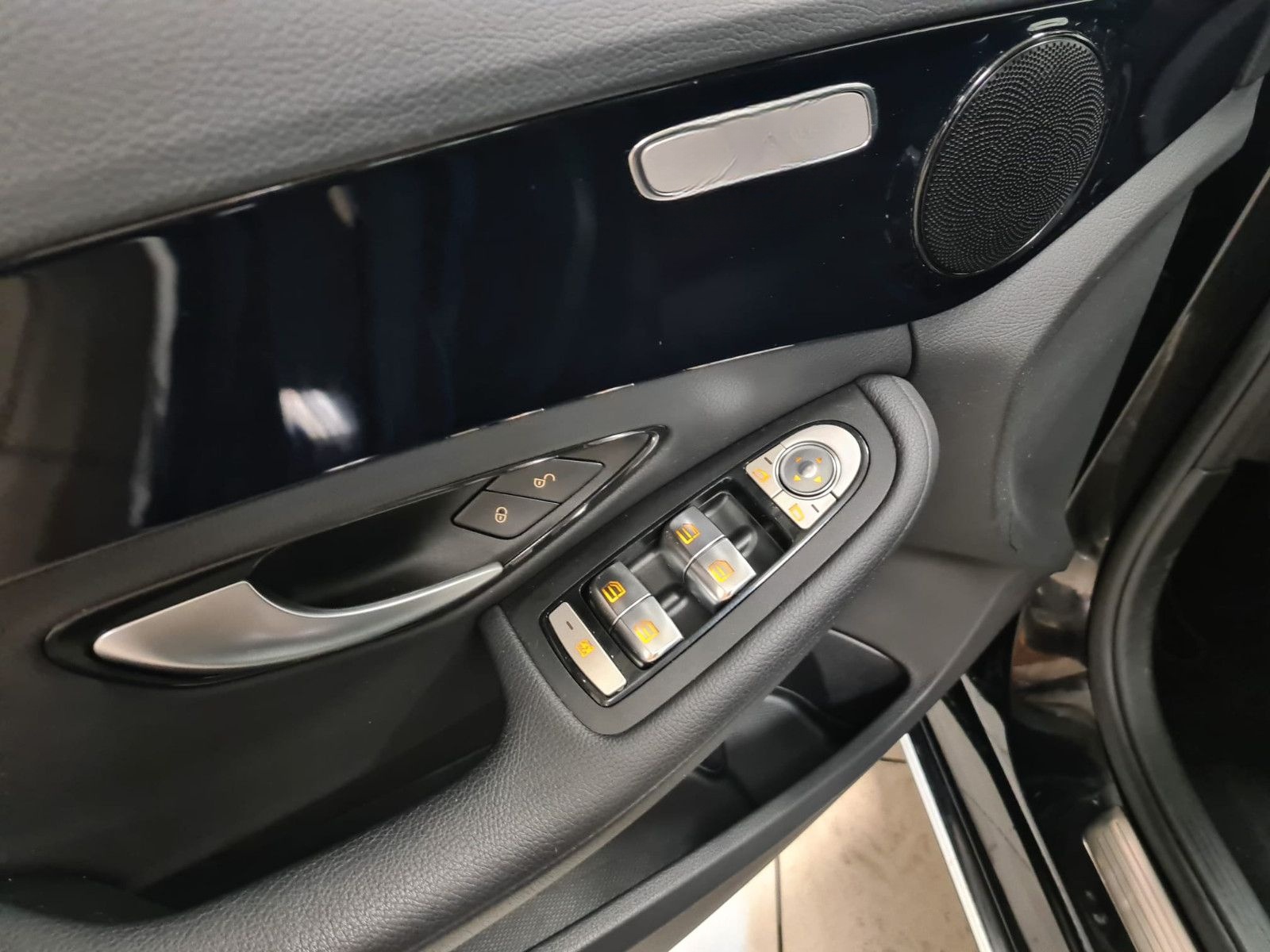 Mercedes-Benz C 180d T-Modell / LED HP / GEPFLEGT / foto 11