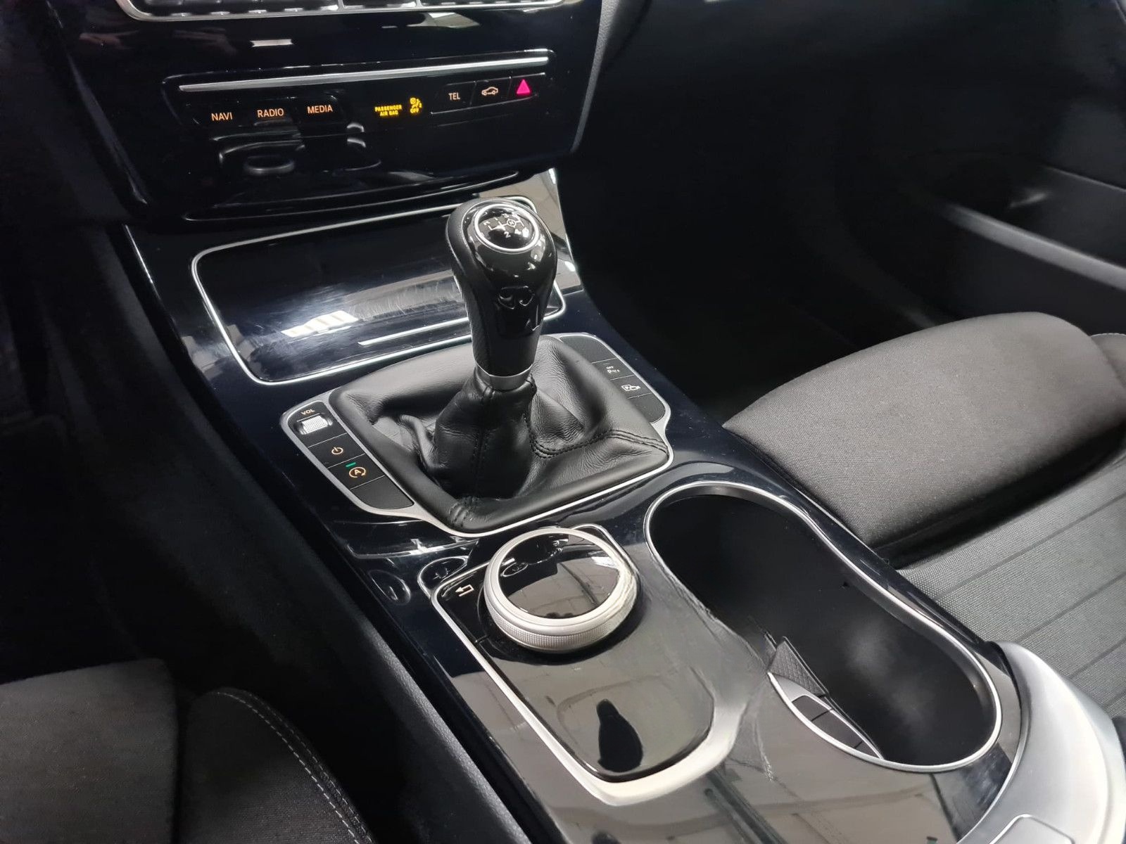 Mercedes-Benz C 180d T-Modell / LED HP / GEPFLEGT / foto 16