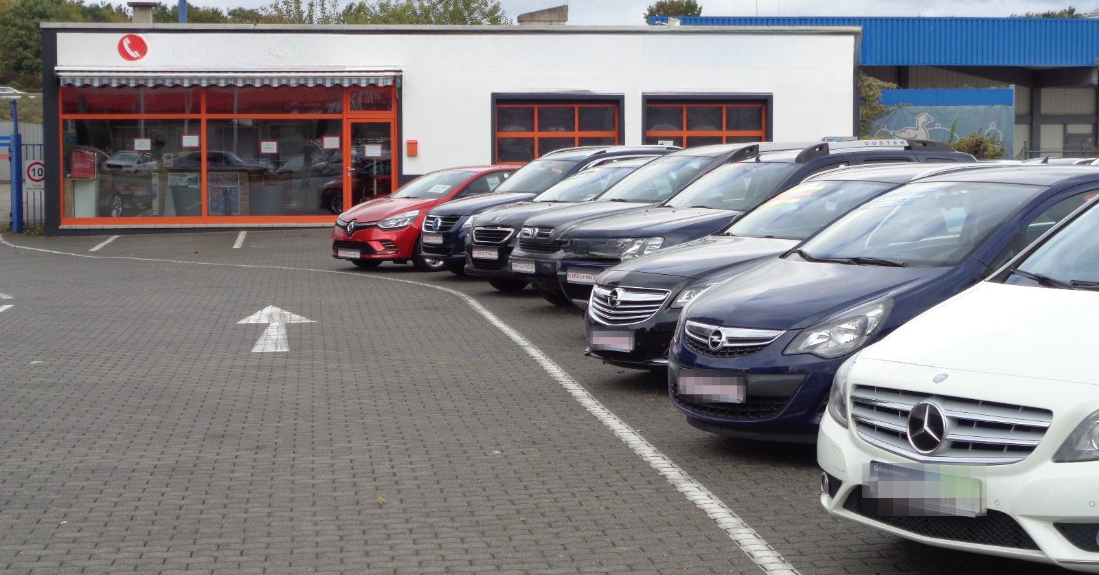 Mercedes-Benz C 180d T-Modell / LED HP / GEPFLEGT / foto 23