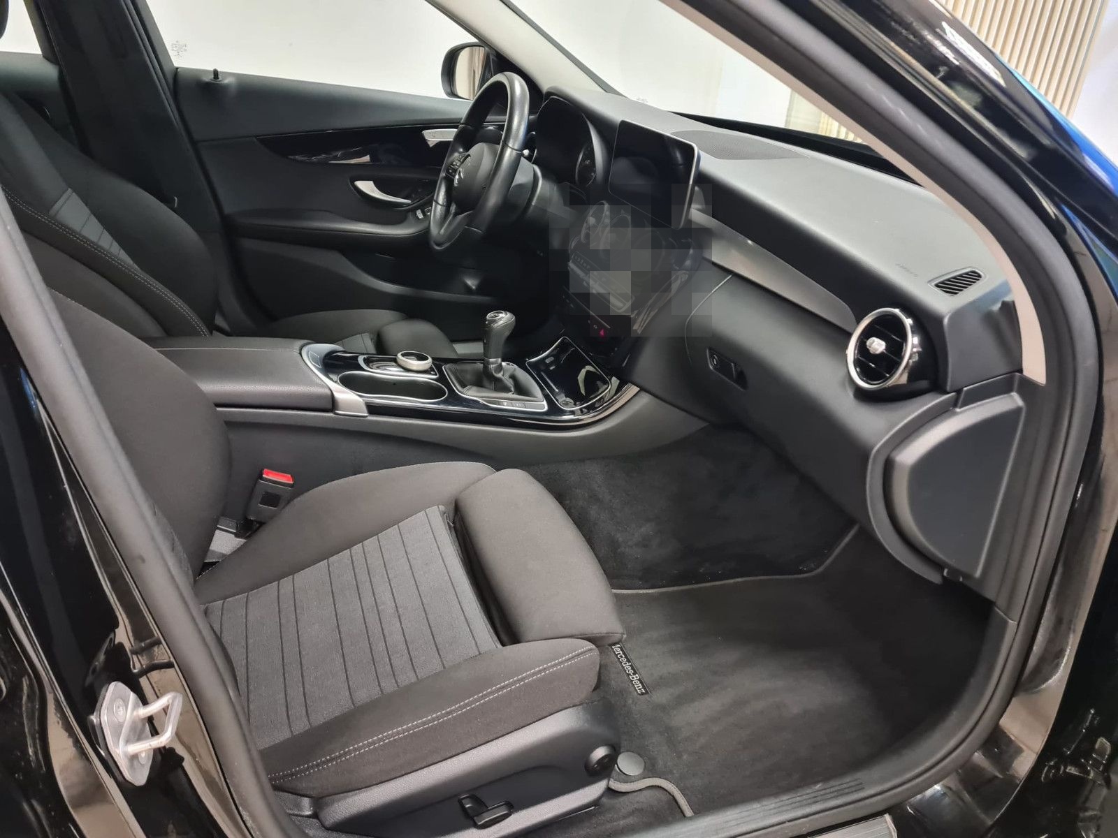 Mercedes-Benz C 180d T-Modell / LED HP / GEPFLEGT / foto 9