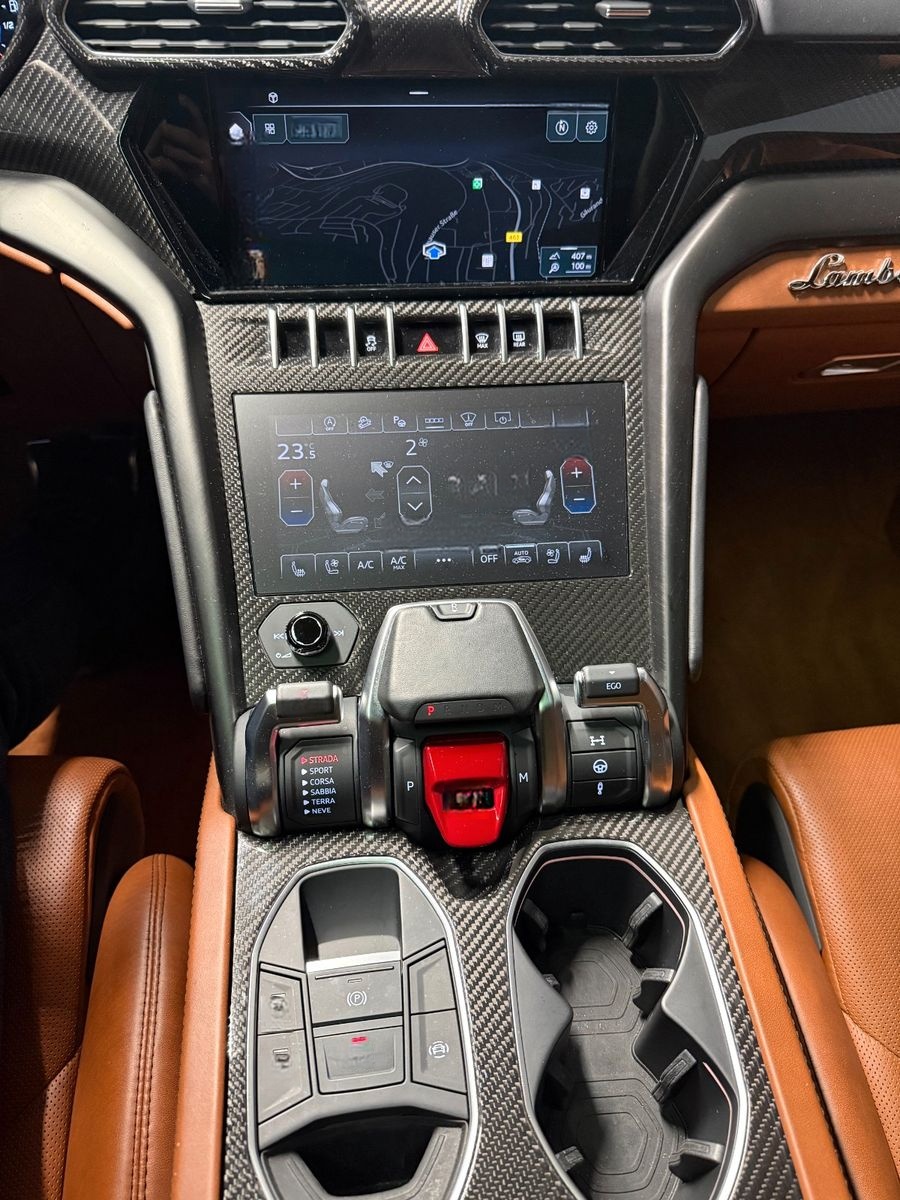 Lamborghini Urus Pano 360° Carbon Akrapovic Garantie 10/2027 foto 15