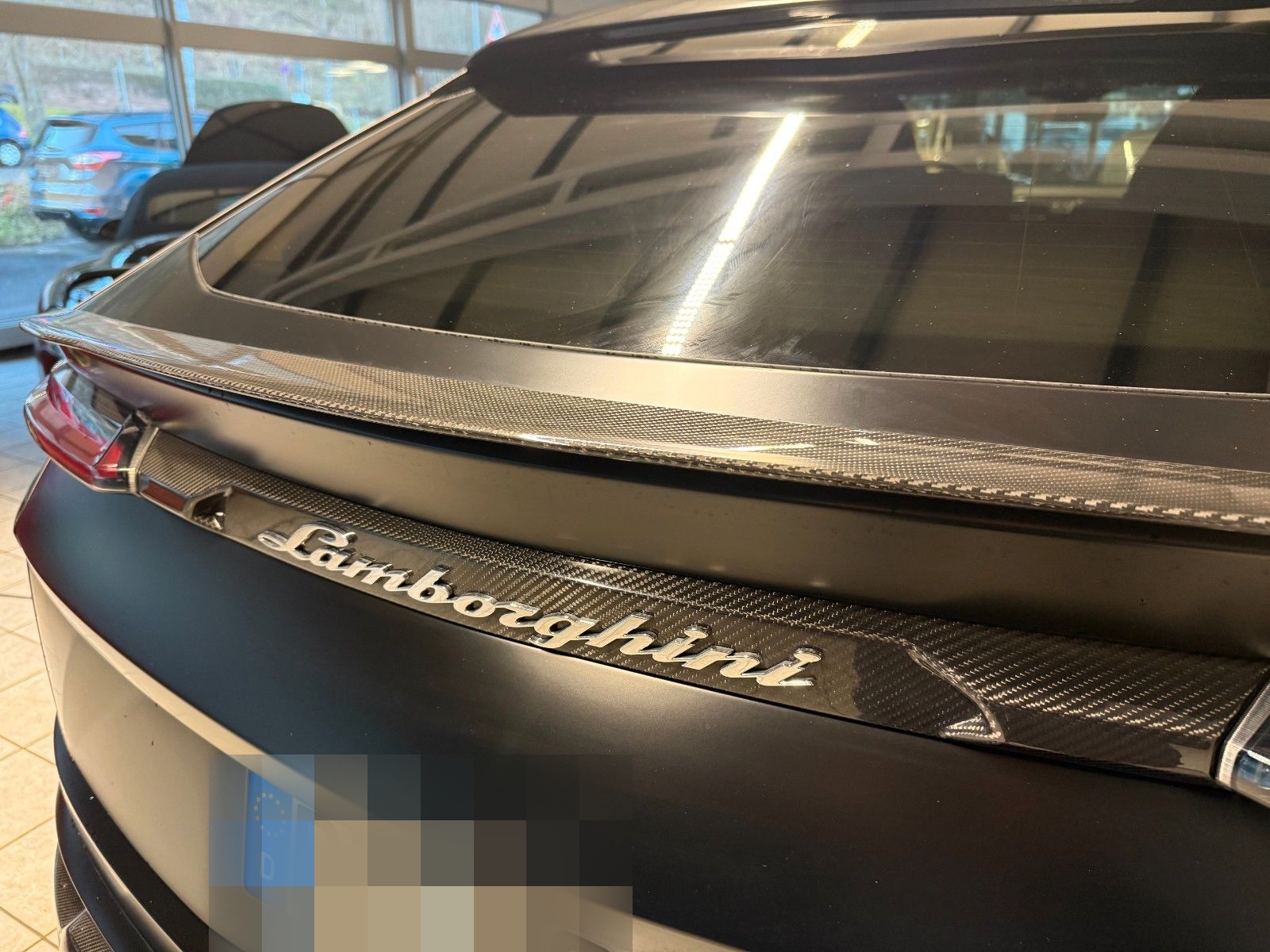 Lamborghini Urus Pano 360° Carbon Akrapovic Garantie 10/2027 foto 6
