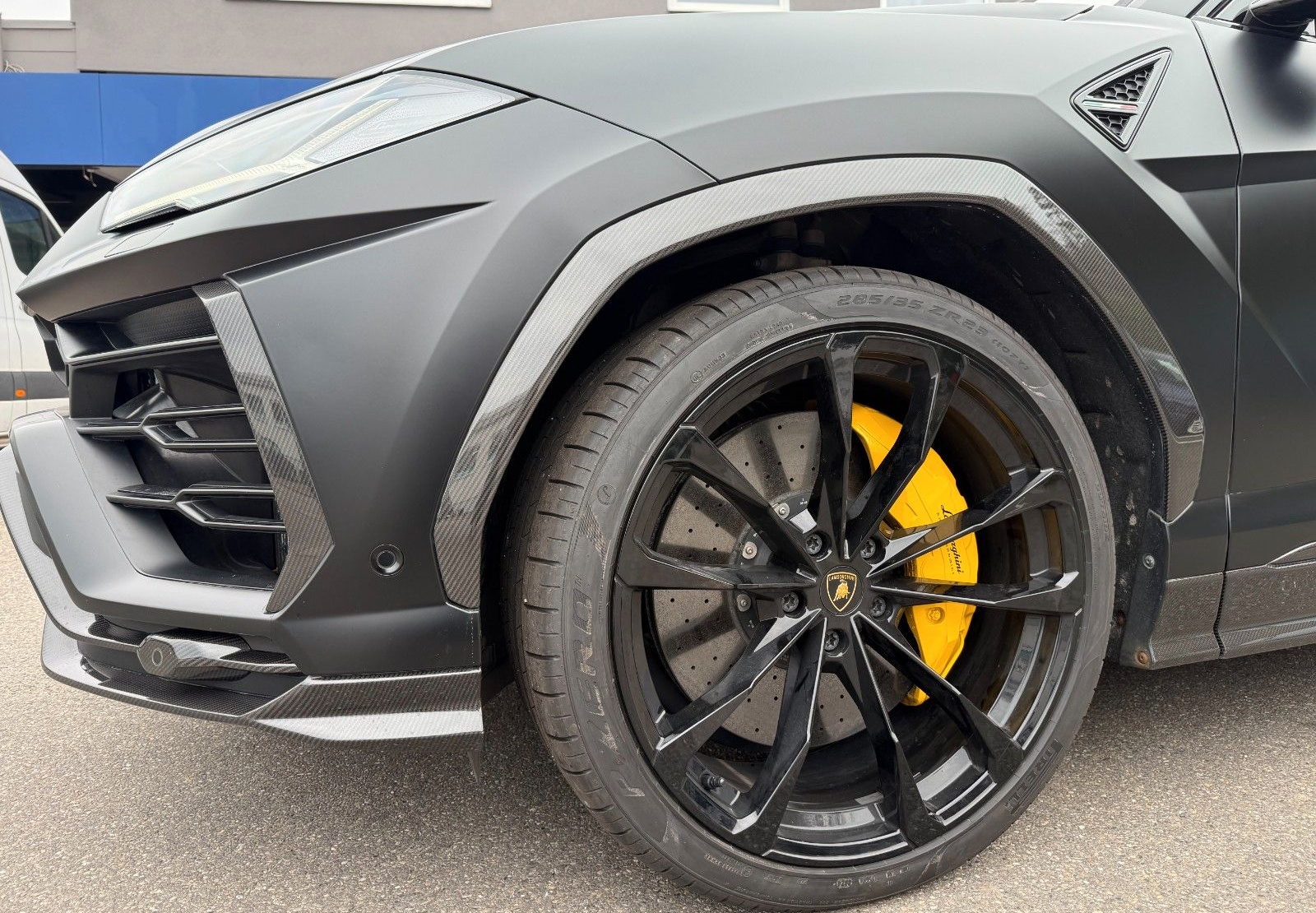 Lamborghini Urus Pano 360° Carbon Akrapovic Garantie 10/2027 foto 7