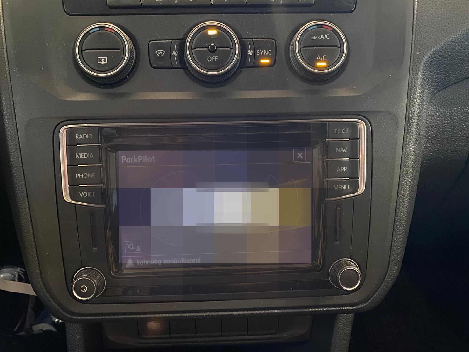 Volkswagen Caddy Maxi Comfortline  1.4 TSI* NAVI*AHK*XENON* foto 8