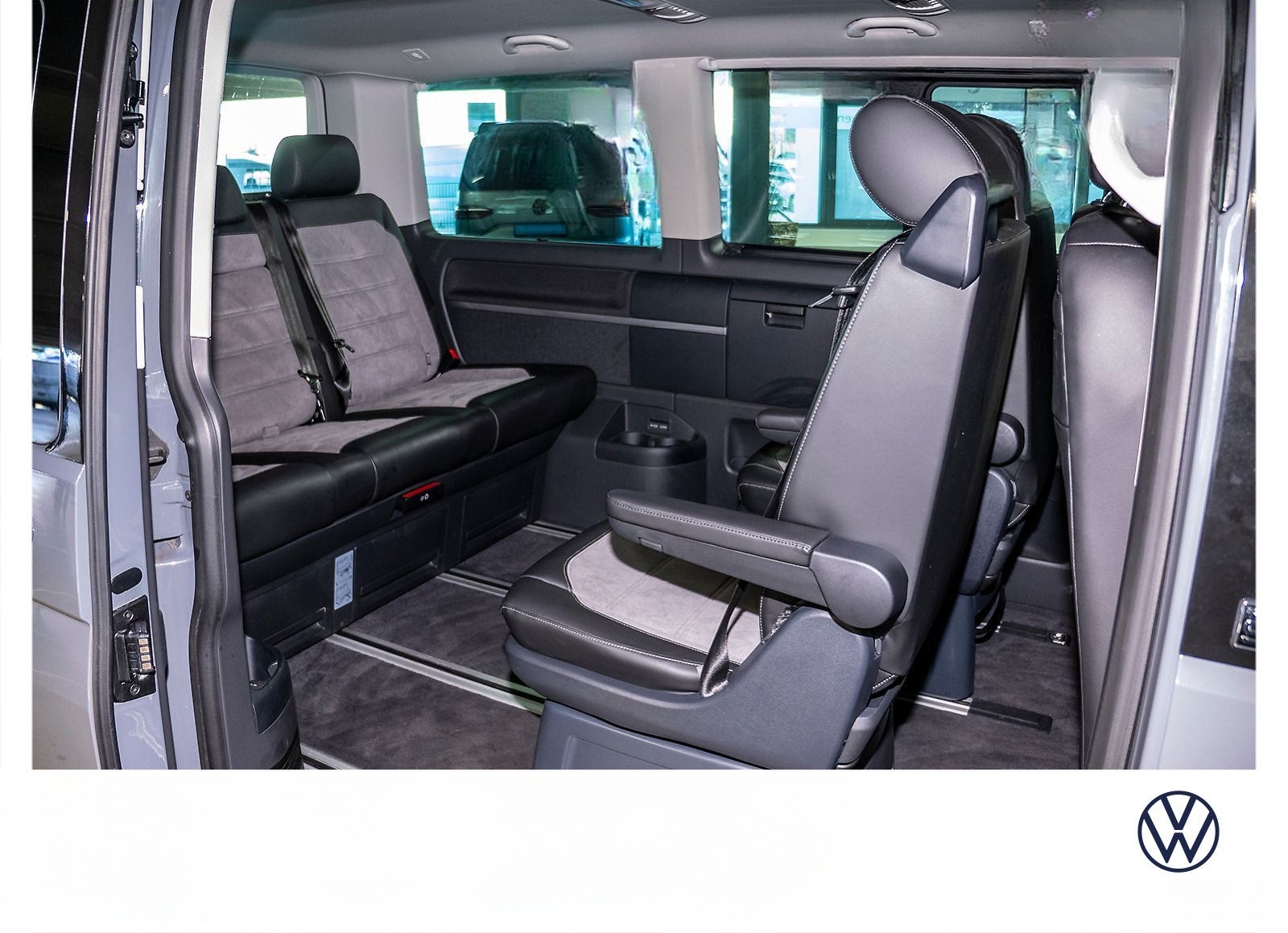 Volkswagen T6.1 Multivan Generation SIX  DSG 2.0 TDI foto 12