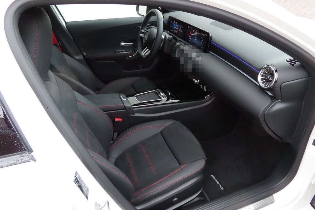 Mercedes-Benz A 35 AMG 4Matic NIGHT PAKET LED PANO 360° foto 9