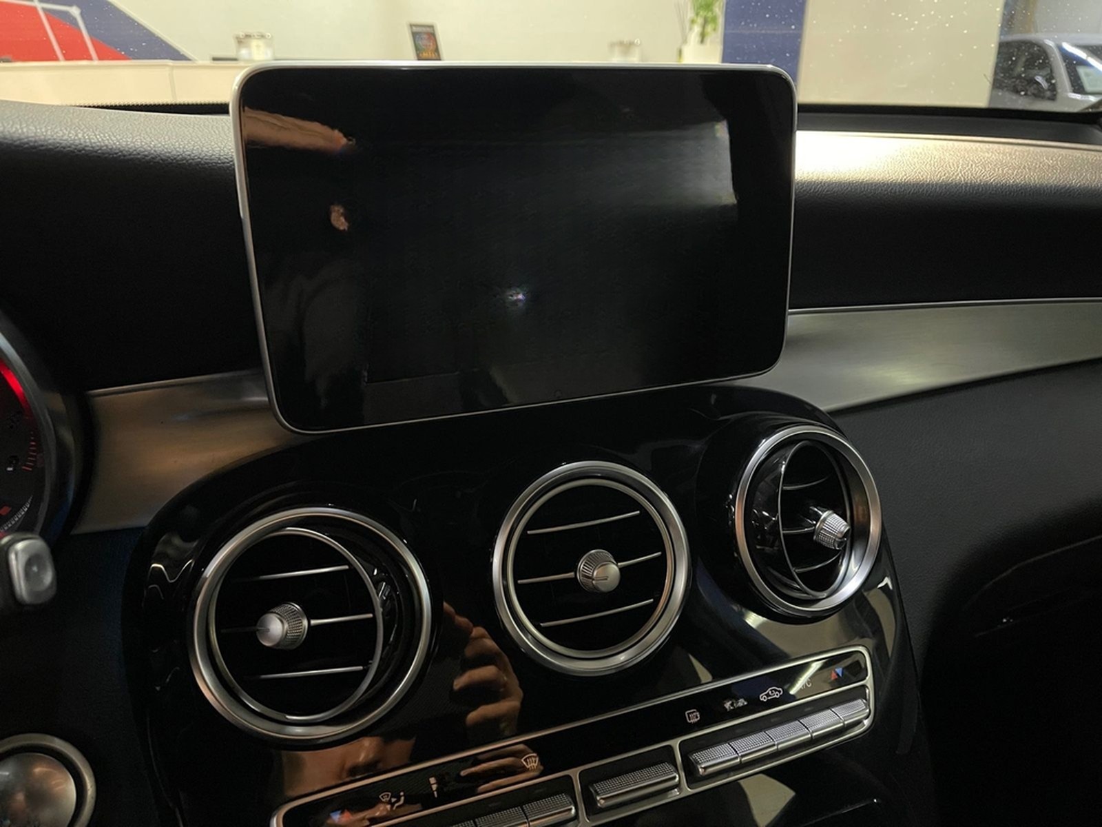 Mercedes-Benz GLC 250 4Matic/KEYLESS/R-KAM/AHK/Apple CarPlay foto 19