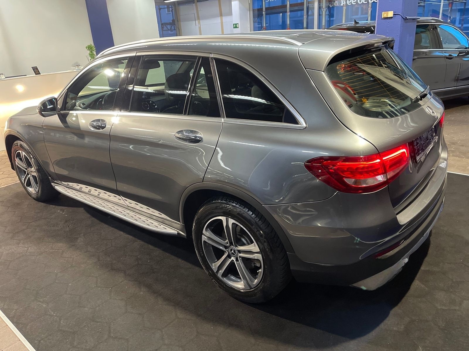 Mercedes-Benz GLC 250 4Matic/KEYLESS/R-KAM/AHK/Apple CarPlay foto 7
