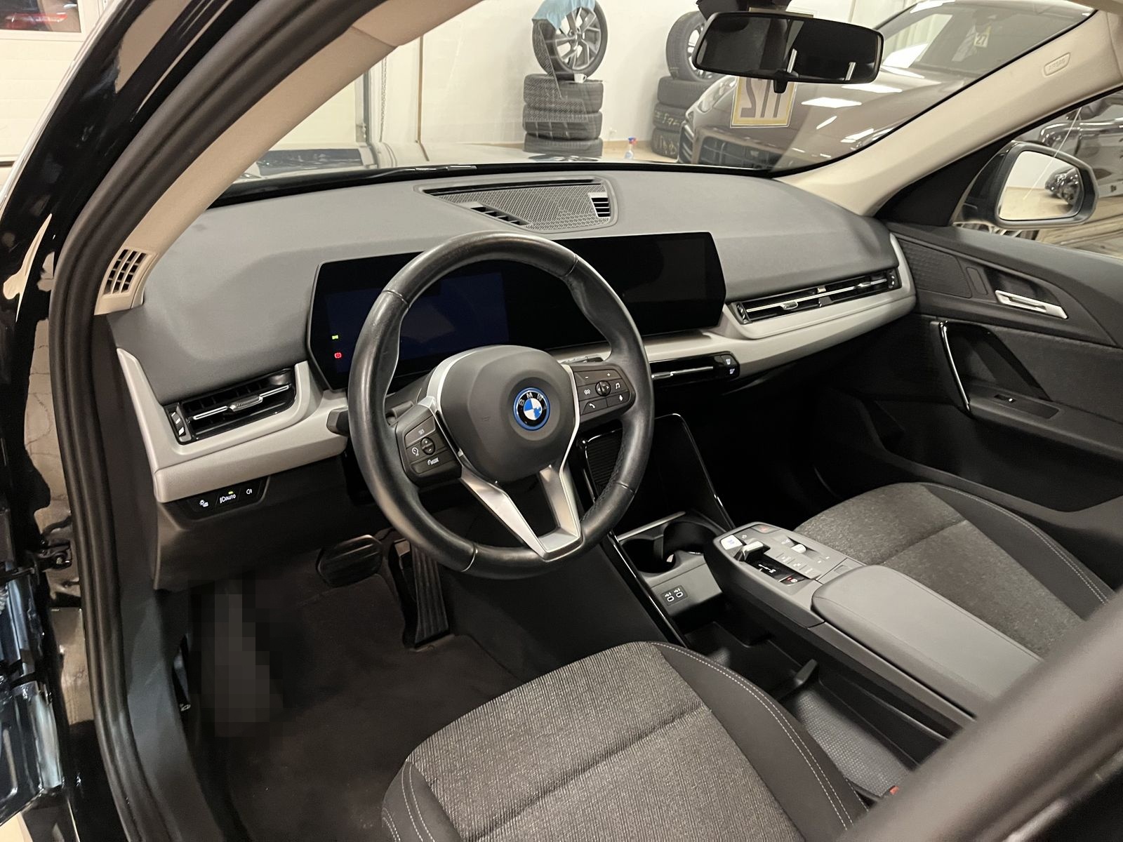 BMW iX1 30 xDrive*LED*Navi*R-Cam*CarPlay*SHZ*Curved* foto 14