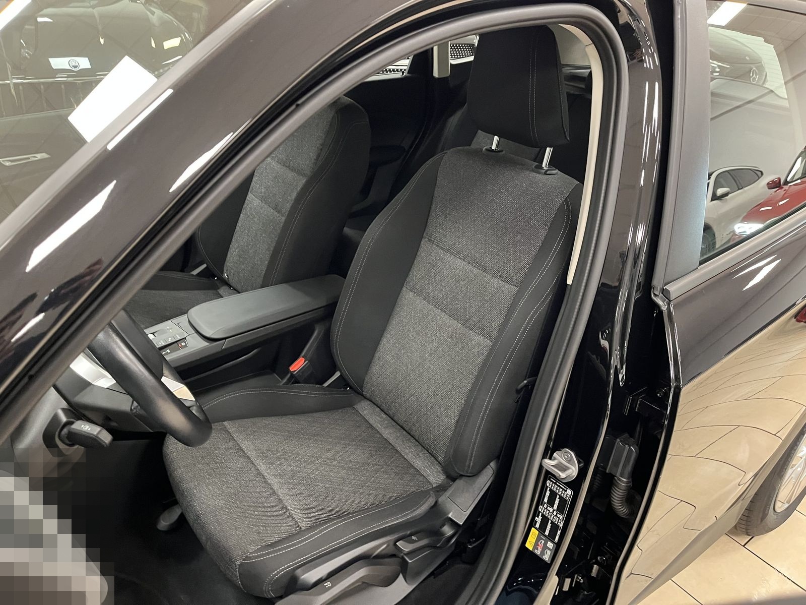 BMW iX1 30 xDrive*LED*Navi*R-Cam*CarPlay*SHZ*Curved* foto 18