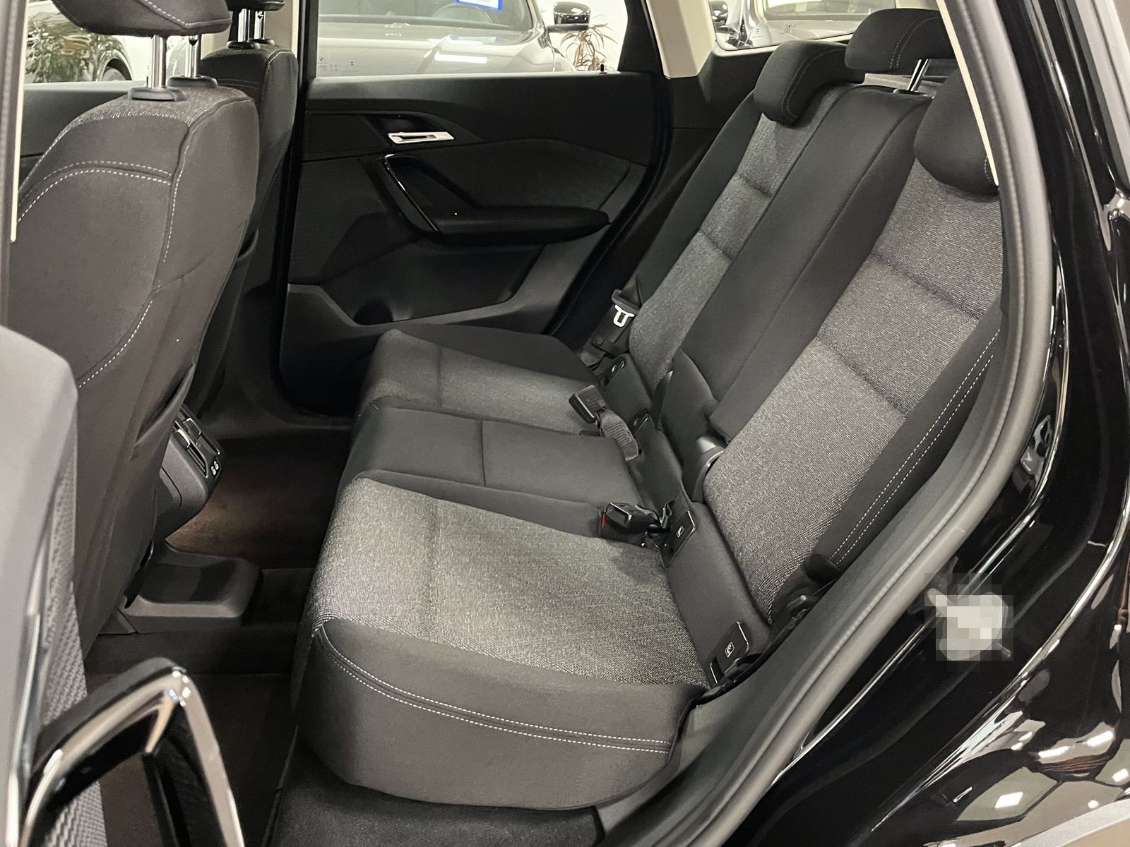BMW iX1 30 xDrive*LED*Navi*R-Cam*CarPlay*SHZ*Curved* foto 7