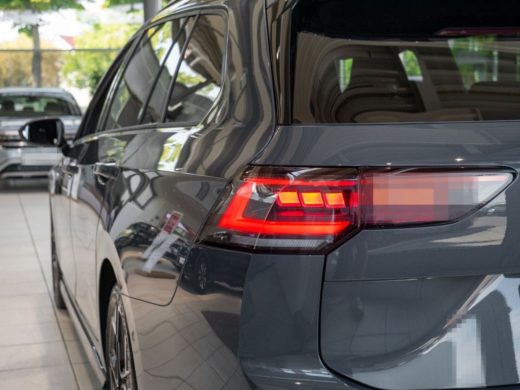 Volkswagen Golf Variant 1,5 l eTSI DSG R-Line Navi Kamera foto 9