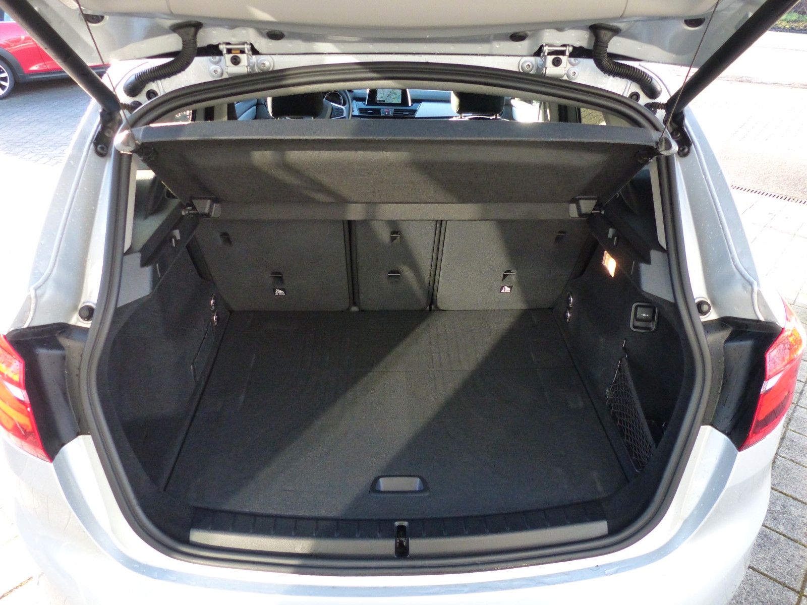 BMW 218d Active Tourer Aut., Navi, LED, RFK, DAB uvm foto 18