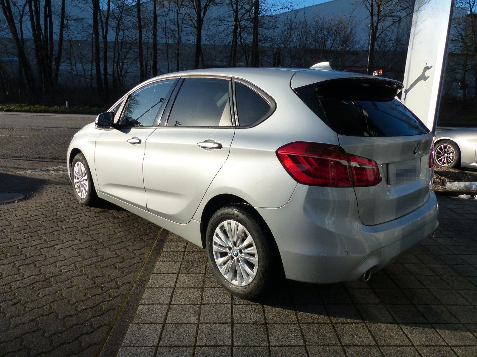 BMW 218d Active Tourer Aut., Navi, LED, RFK, DAB uvm foto 7