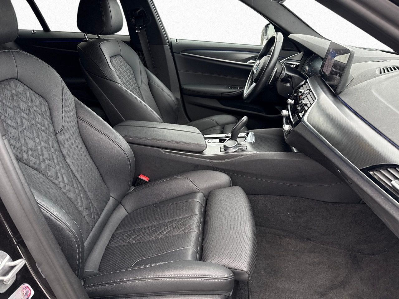 BMW 520d xDrive Touring M Sport AHK,HuD,HiFi,DA,Park foto 11