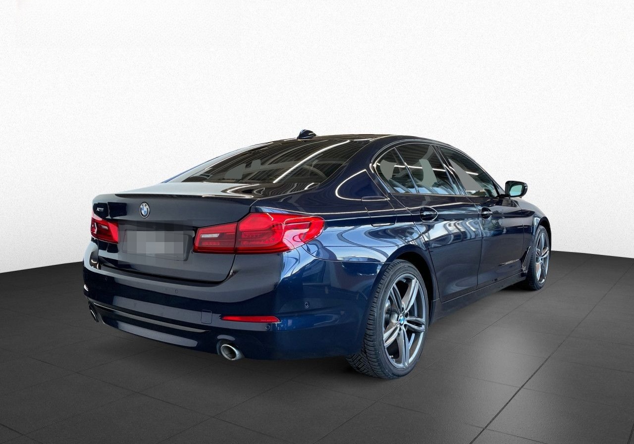 BMW 530e xDr Luxury Line Adap.LED,Da+,H/K,HUD,SoftCl foto 5