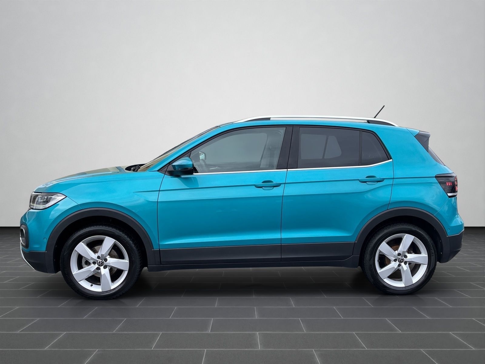 Volkswagen T-Cross STYLE 1.0 TSI LED IQ.DRIVE ACC REAR VIEW foto 8