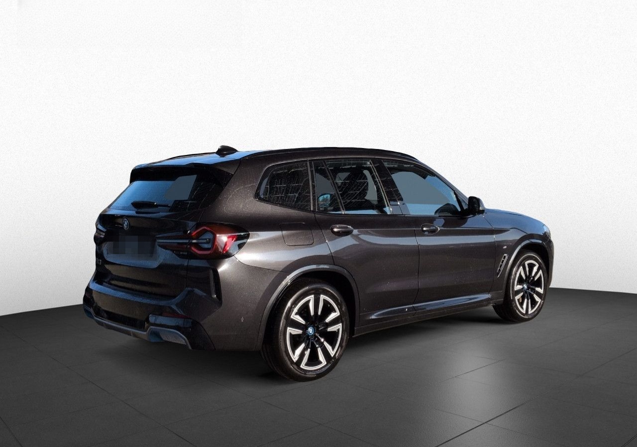 BMW iX3 M Sport Adap.LED LCProf MEM DA Prof Pano foto 6