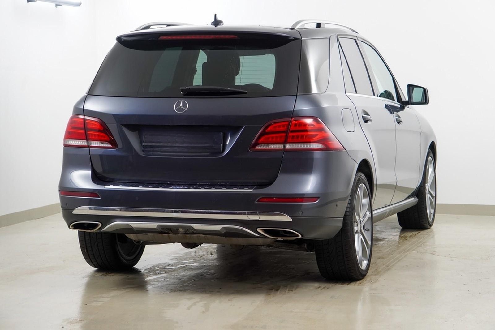 Mercedes-Benz GLE 500 4M B&O Off-Road 3*TV Designo Keyles Pano foto 6