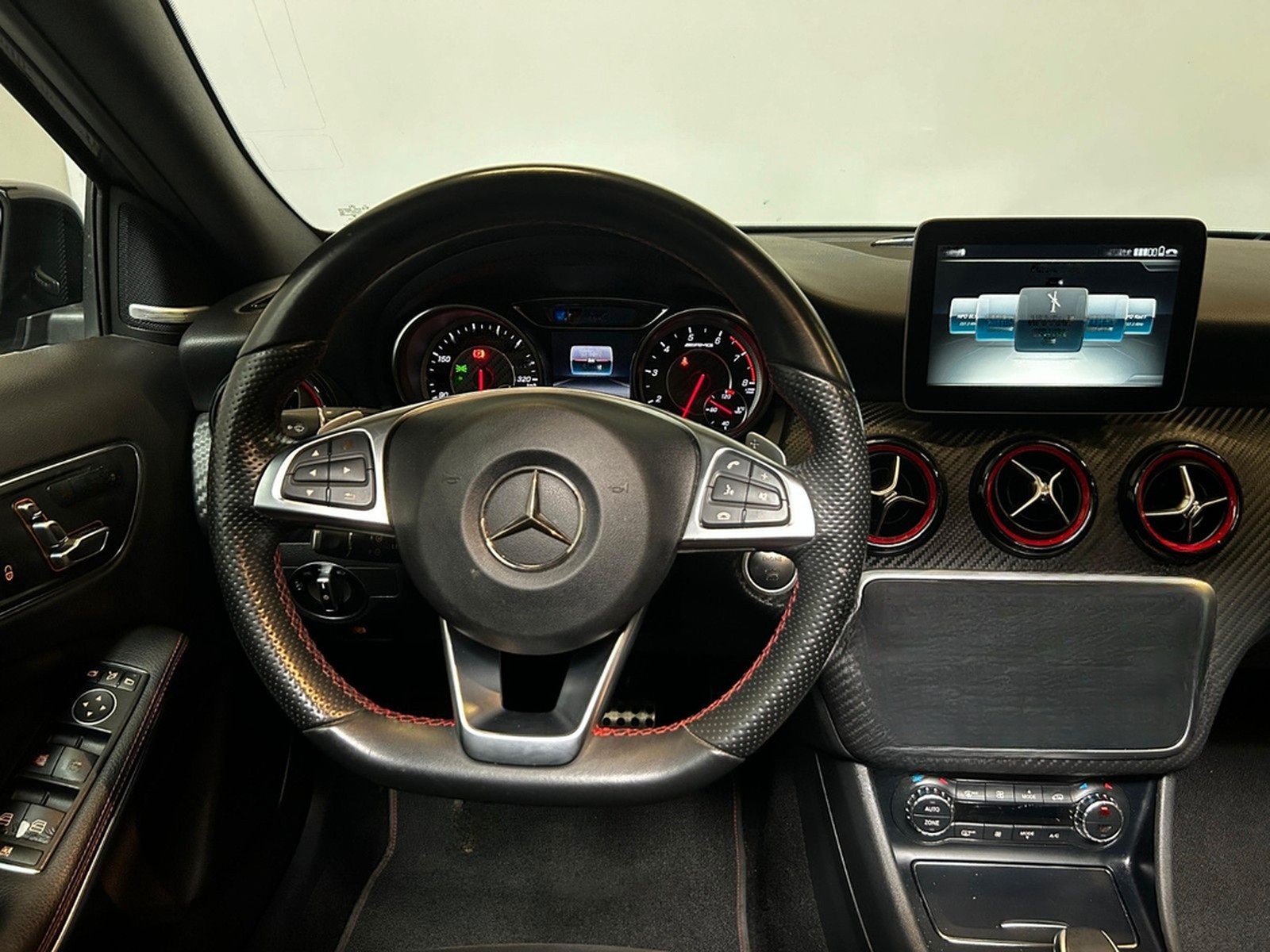 Mercedes-Benz A45 AMG 4Matic *Night-Pano-Alcantara-H&K* foto 13