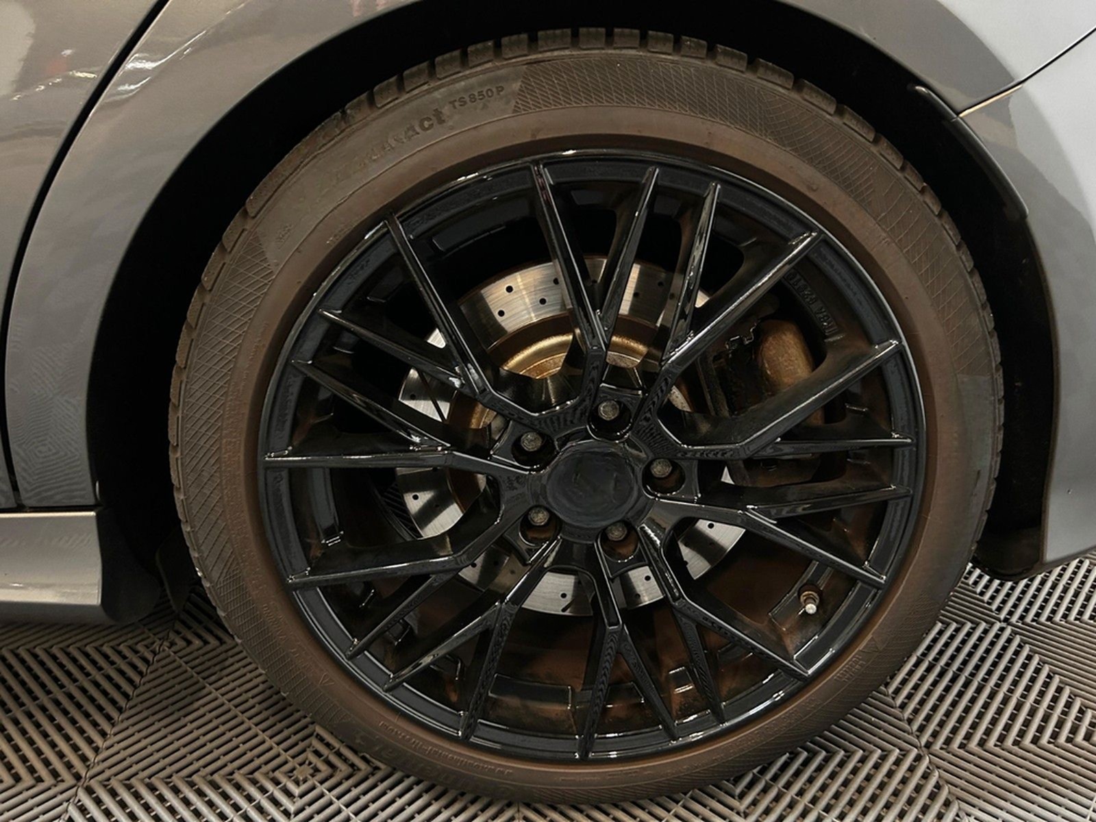 Mercedes-Benz A45 AMG 4Matic *Night-Pano-Alcantara-H&K* foto 10
