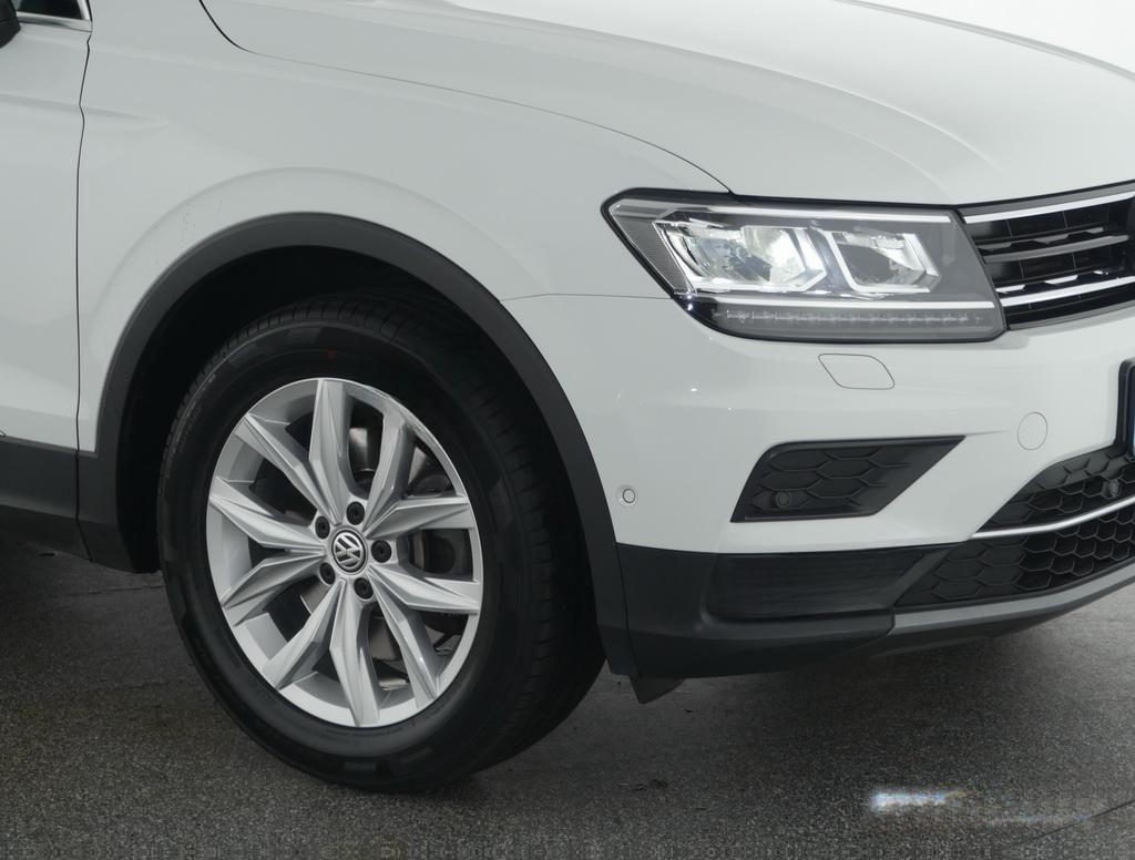 Volkswagen Tiguan 2.0TSI Highline 4x4 DSG Standheizung Navi foto 13