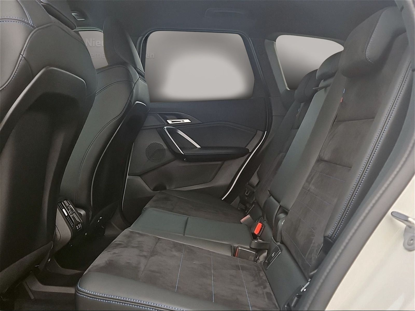 BMW X1 sDrive20i M Sport AHK Kamera LED Sitzheizung foto 9