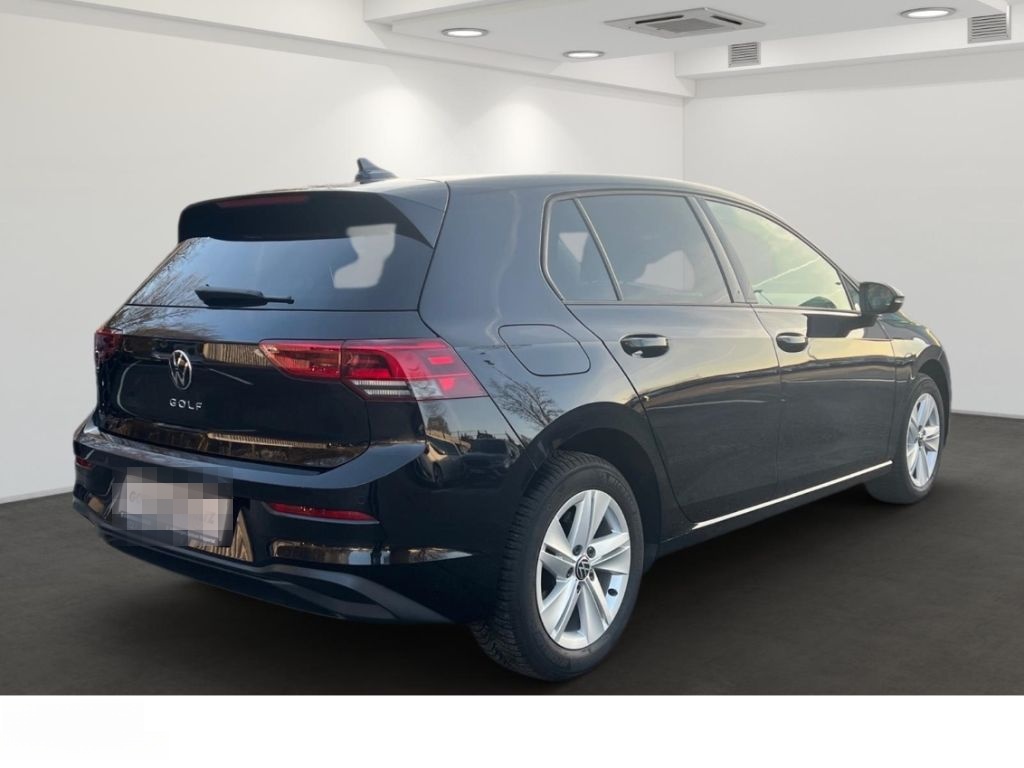 Volkswagen Golf 1.5 TSI Life NAVI KAM LED SHZ PDC LM foto 4