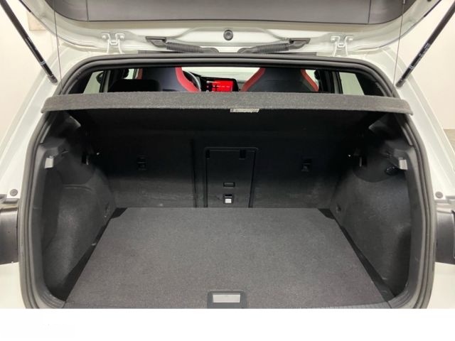Volkswagen Golf GTI VIII 2.0 TSI DSG LED PAN CarPlay KAMERA foto 8
