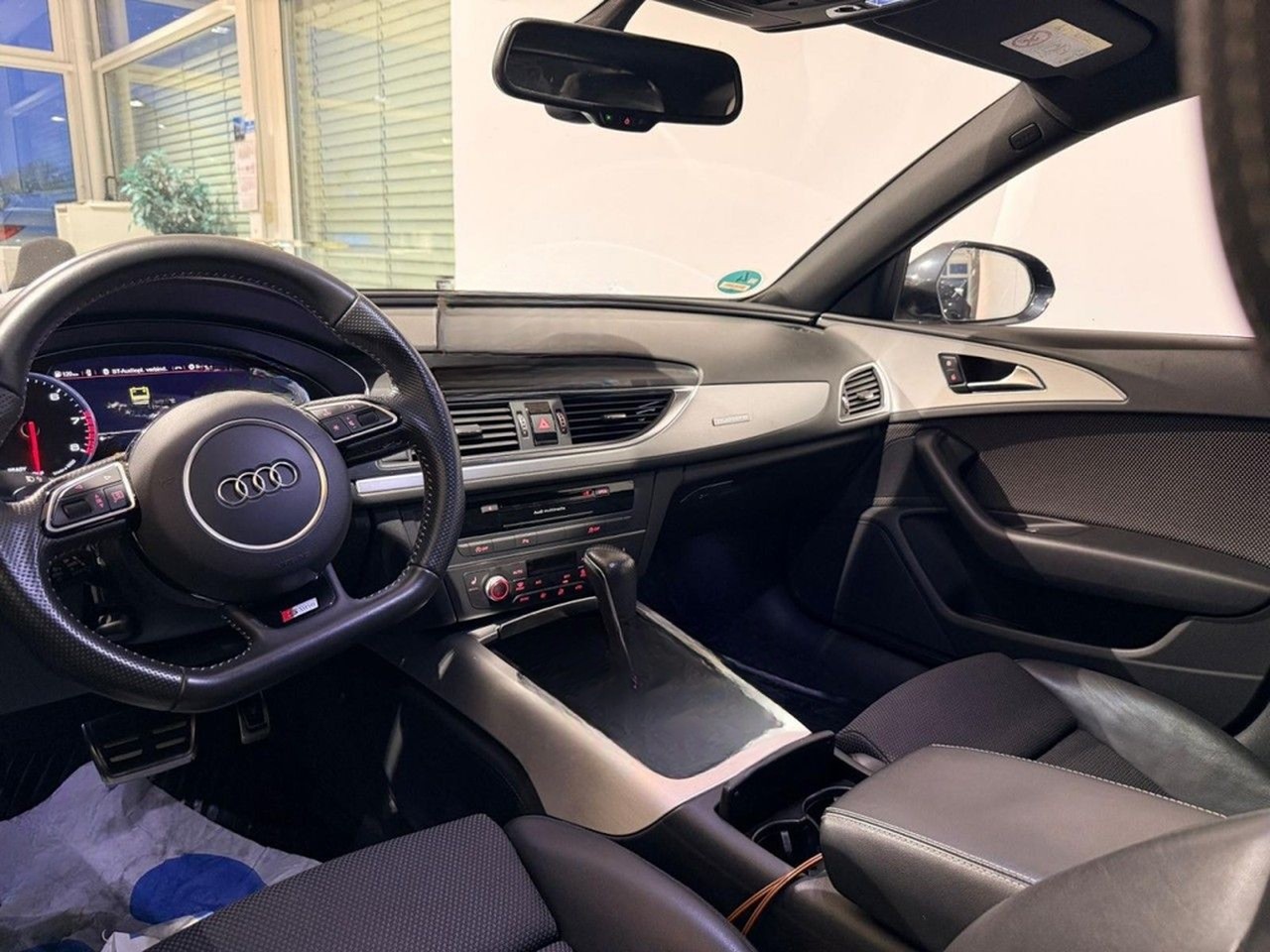 Audi A6 2.0TFSI Avant quattro AHK ACC LED PANO Navi foto 28