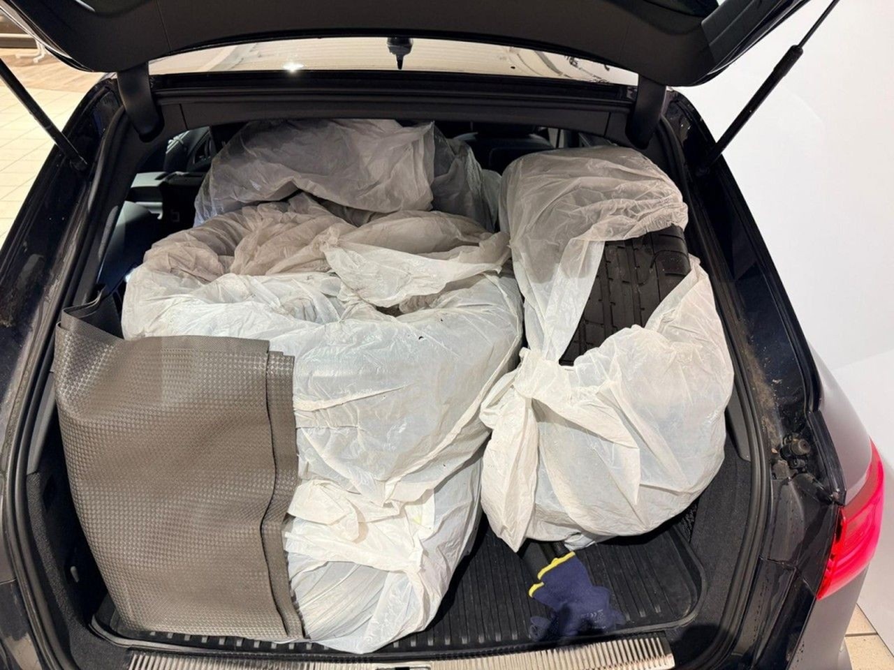 Audi A6 2.0TFSI Avant quattro AHK ACC LED PANO Navi foto 29