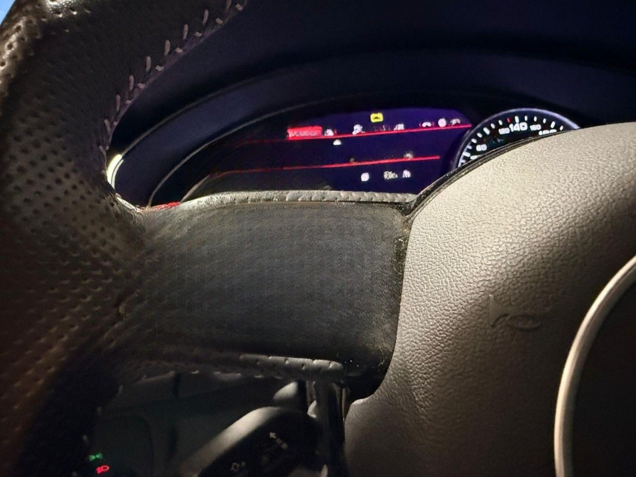 Audi A6 2.0TFSI Avant quattro AHK ACC LED PANO Navi foto 9