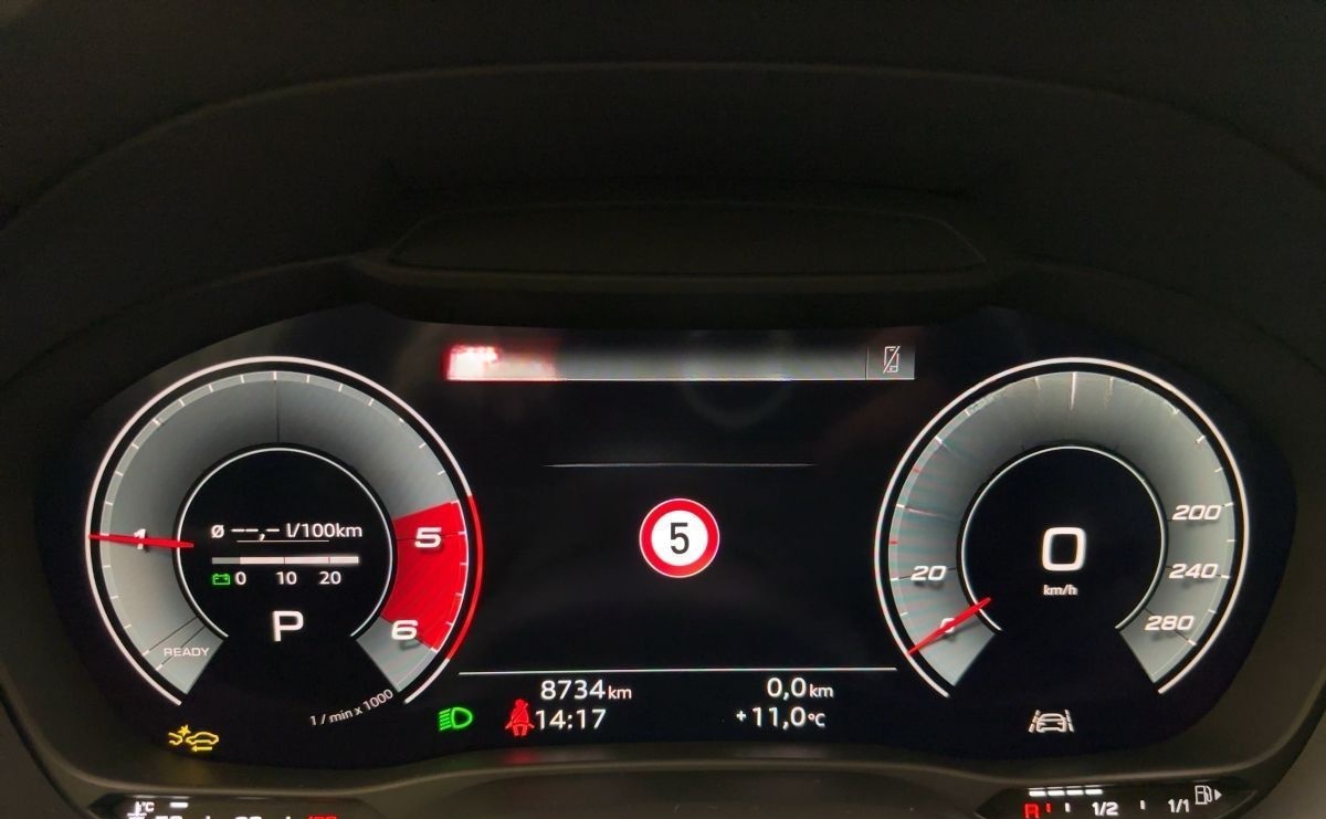 Audi Q2 35 TDI advanced AHZV Kamera LED foto 15