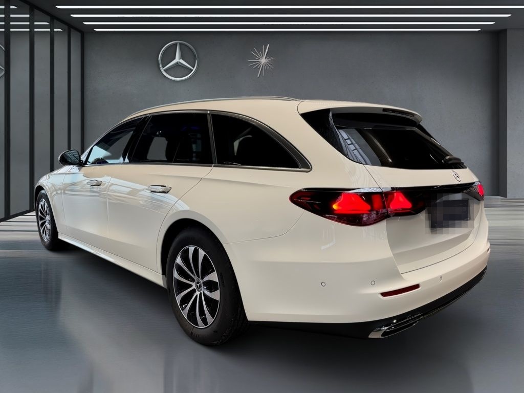 Mercedes-Benz E 200 T Avantgarde+MBUX+Memory+Ambiente+ILS+PANO foto 8
