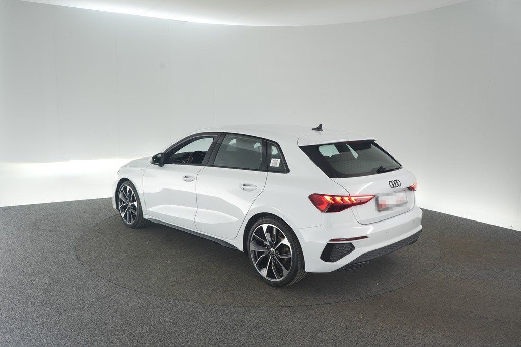 Audi A3 Sportback 35 TFSI S tronic S line AHK foto 8