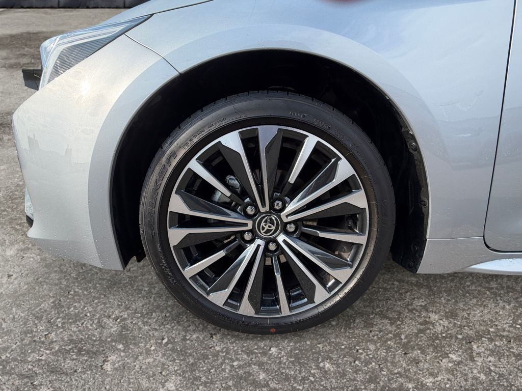 Toyota Corolla 1.8 Hybrid Touring Sports Teamplayer foto 3