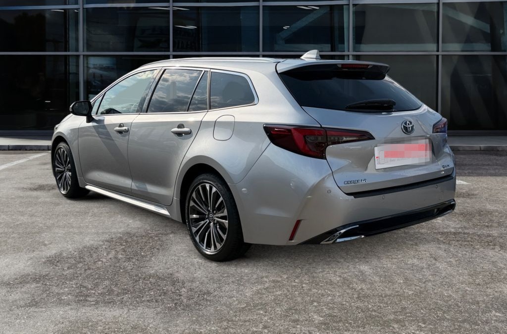 Toyota Corolla 1.8 Hybrid Touring Sports Teamplayer foto 4