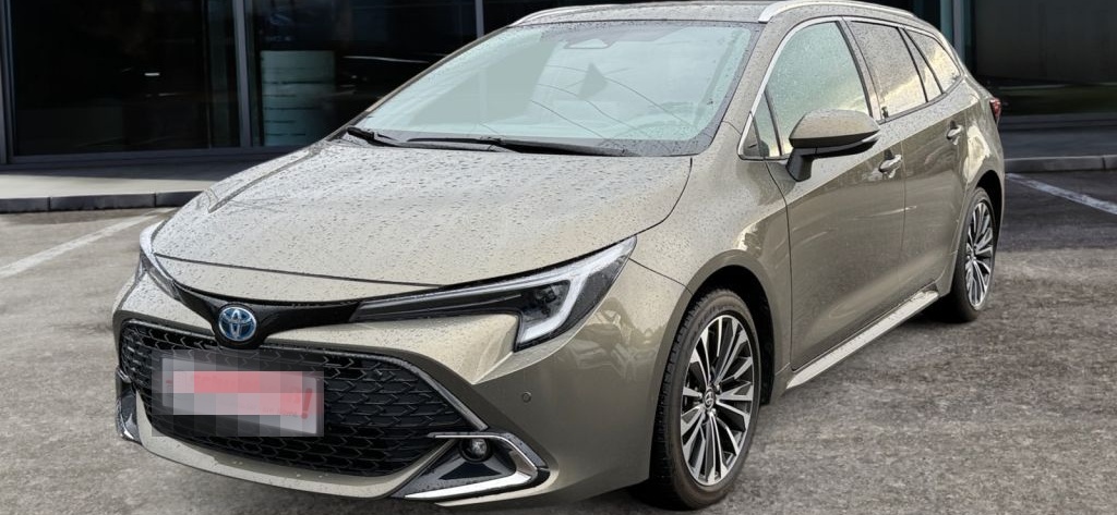 Toyota Corolla 1.8 Hybrid Touring Sports Teamplayer foto 1