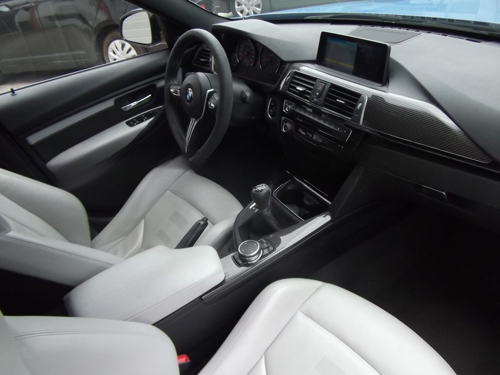 BMW M3 Lim 6 Gang, Navi, Leder, LED foto 14