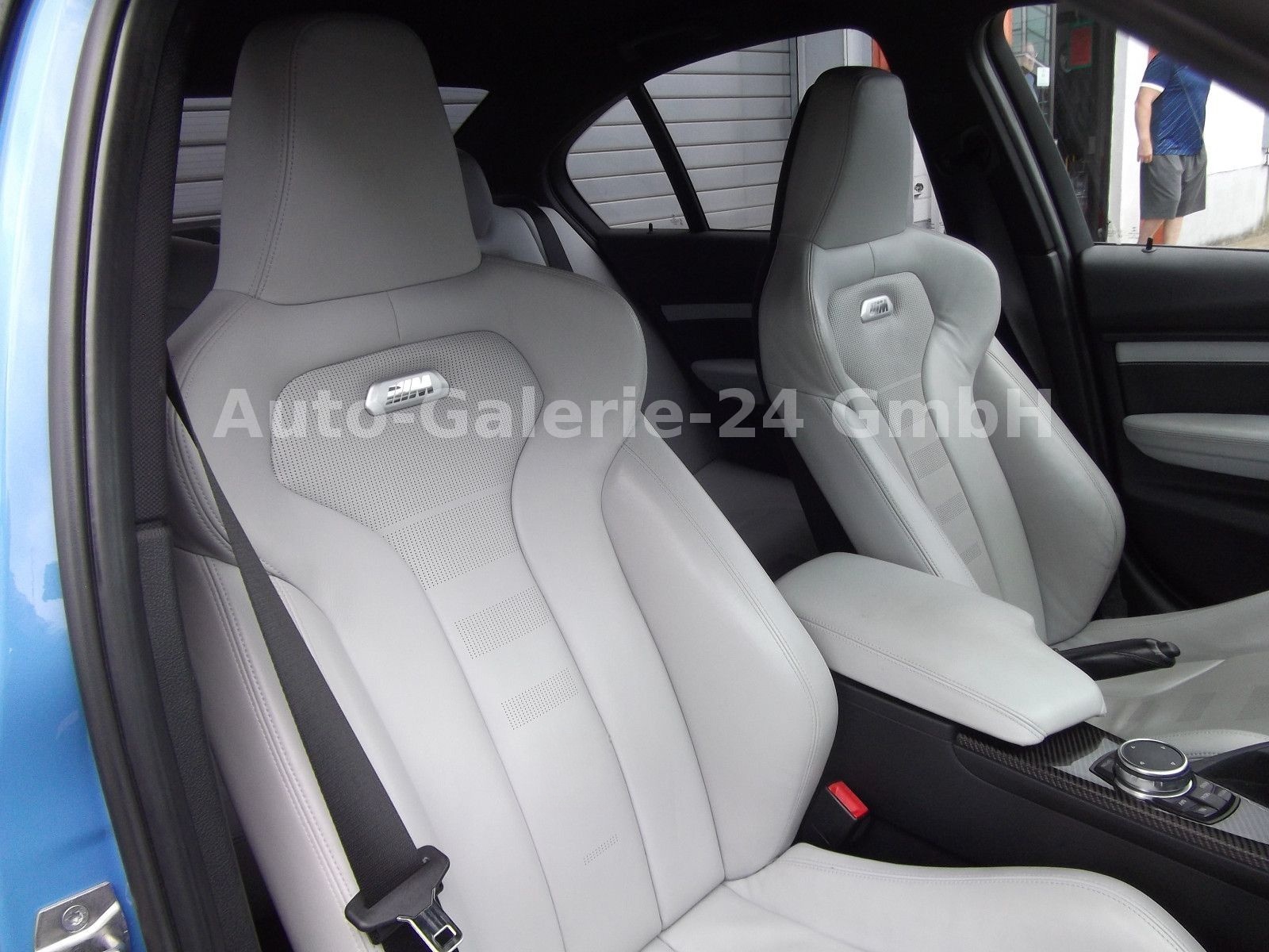 BMW M3 Lim 6 Gang, Navi, Leder, LED foto 15