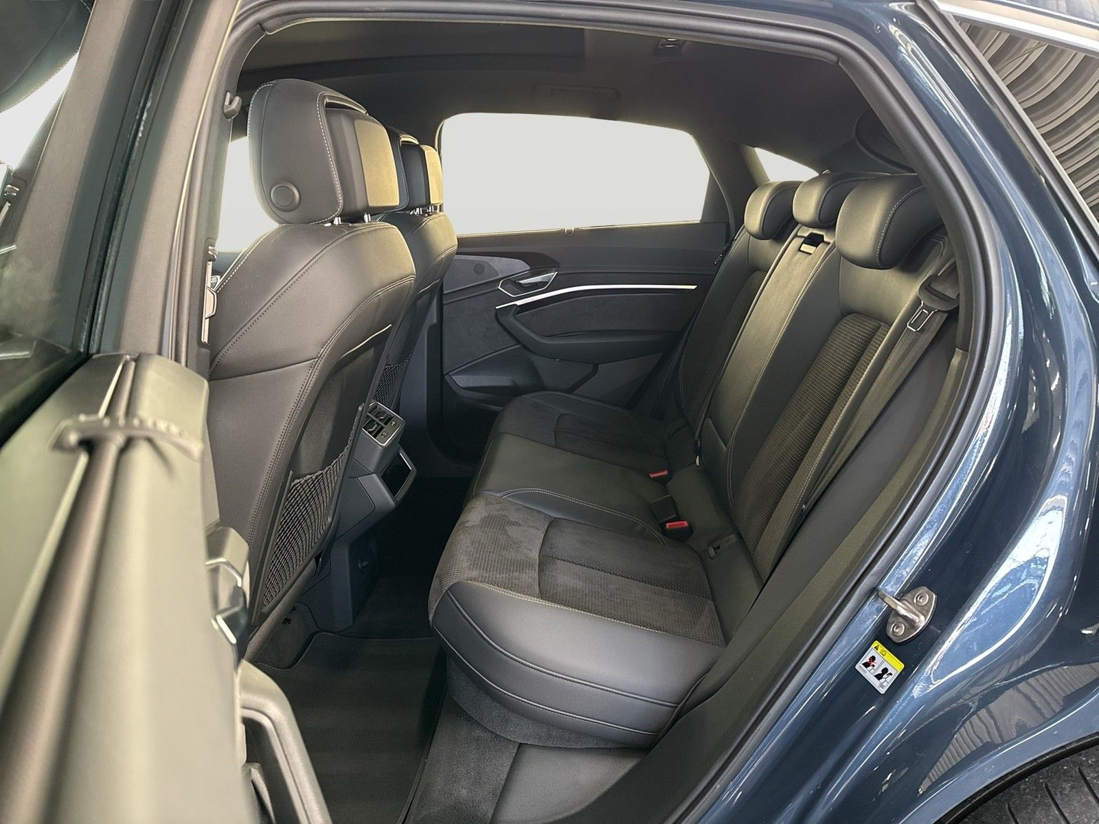Audi e-tron Sportback 50 Qu. S LINE PANO NACHTSICHT foto 12