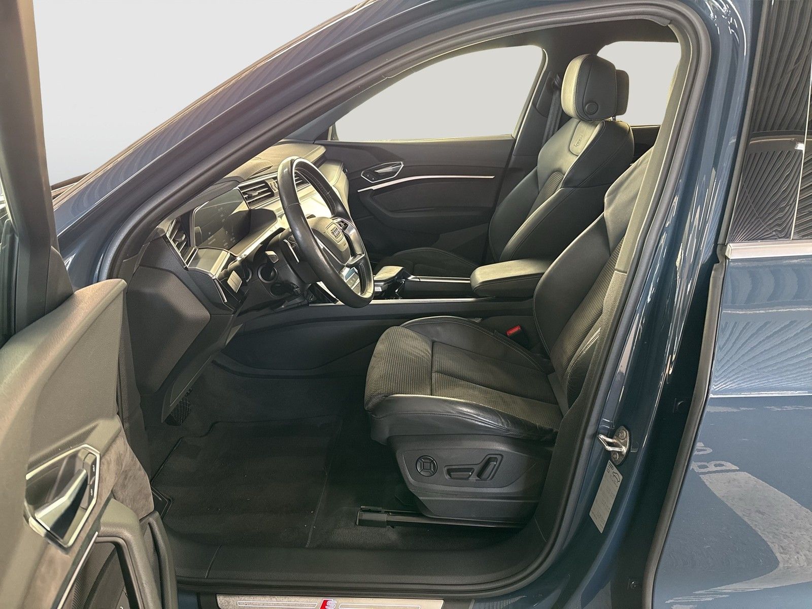 Audi e-tron Sportback 50 Qu. S LINE PANO NACHTSICHT foto 10