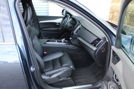 Volvo XC90 B5 D AWD Geartronic Inscription Panorama Le foto 18