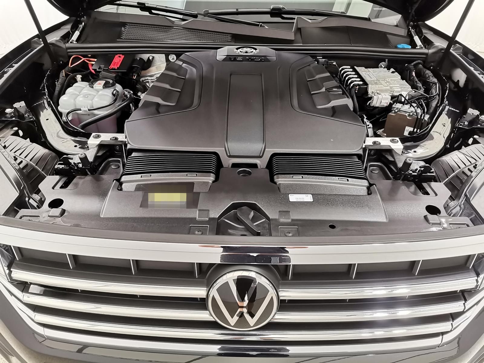 Volkswagen Touareg 3.0 V6 TDI R-Line 4Motion LED|Navi|AHK|A foto 24
