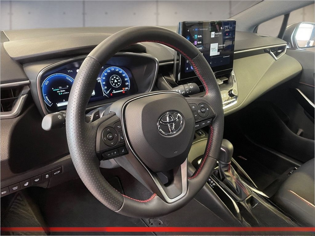 Toyota Corolla Touring Sports 2.0 Hybrid GR Sport foto 10