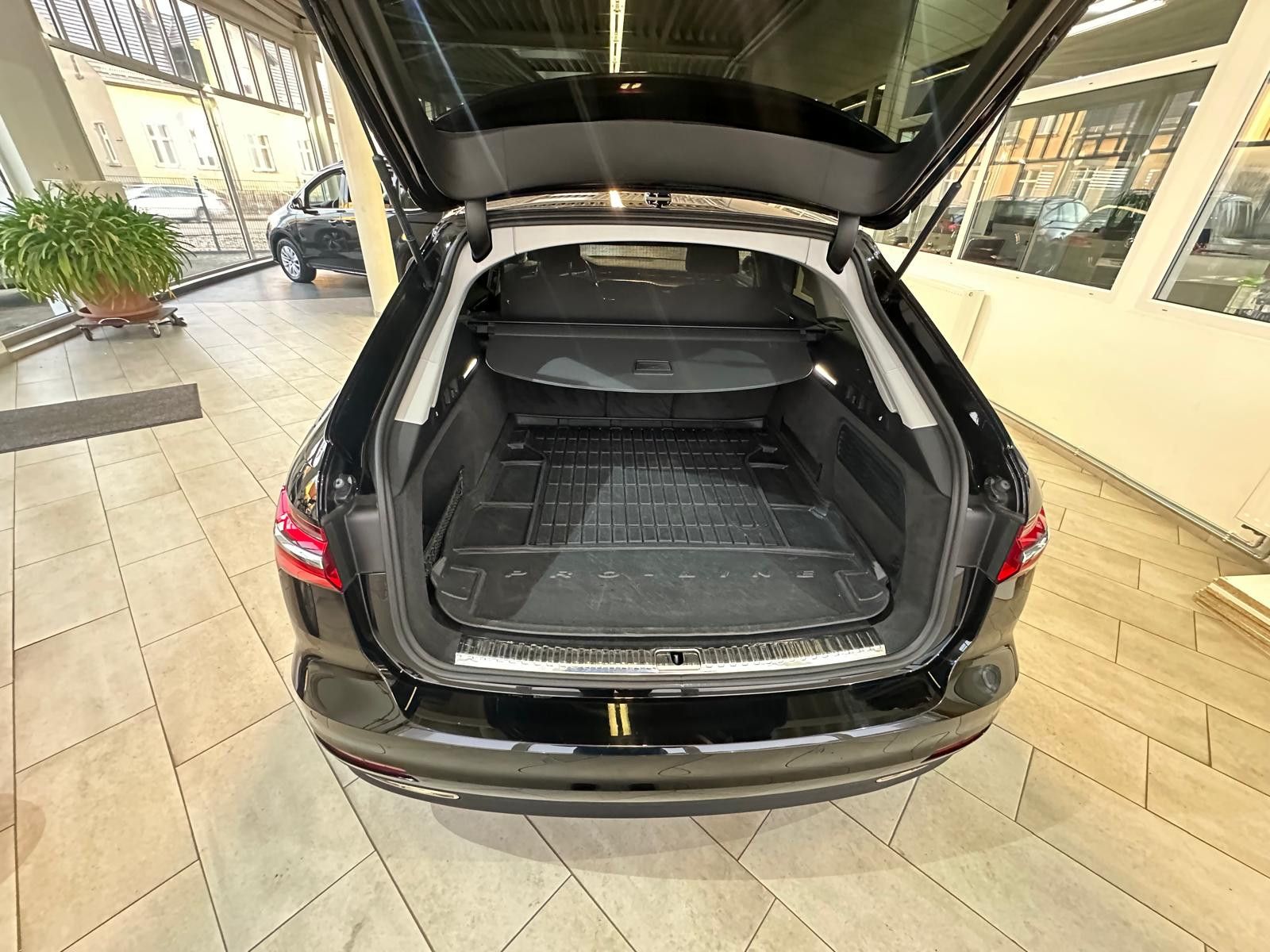 Audi A6 Avant 50 TDI quattro Leder / Navi /LED/ACC foto 8