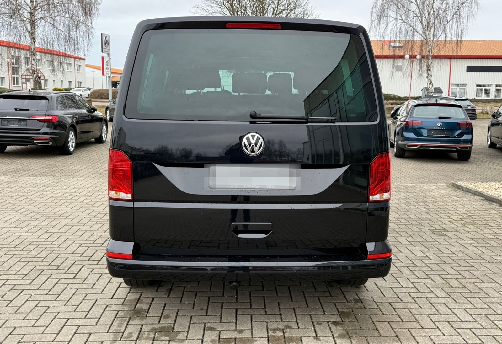 Volkswagen T6.1 Multivan  2.0 TDI DSG NAVI/KLIMA/DIGITAL CO foto 4